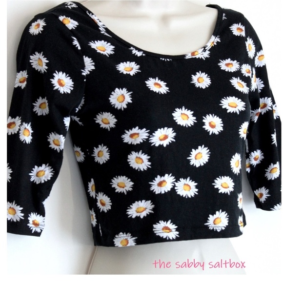 Crop Top Daisy Flower Indie Cottagcore Farmcore - Picture 2 of 8